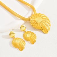 Elegant Conch Iron Plating Women's Earrings Necklace main image 2