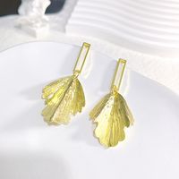 1 Pair Elegant Leaves Plating Metal Drop Earrings main image 3