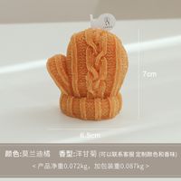 Cute Gloves Paraffin Candle sku image 1