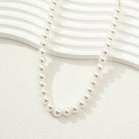 Nordic Style Solid Color Imitation Pearl Alloy Women's Necklace main image 4