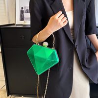 Women's Arylic Solid Color Streetwear Heart-shaped Lock Clasp Handbag main image 5