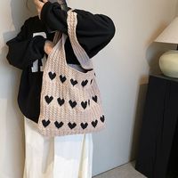 Women's All Seasons Knit Heart Shape Streetwear Square Open Shoulder Bag main image 5