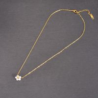 Retro Flower Stainless Steel Glass Pearl Plating 18k Gold Plated Pendant Necklace main image 1