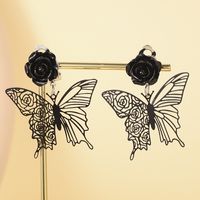 1 Paar Vintage-stil Übertrieben Einfacher Stil Rose Schmetterling Aushöhlen Legierung Ohrclips main image 1