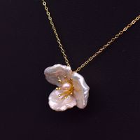 Retro Flower Copper Plating Inlay Pearl 18k Gold Plated Necklace main image 3