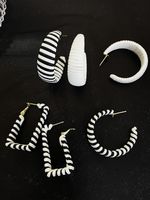 1 Pair Casual C Shape Stripe Stoving Varnish Mixed Materials Earrings Ear Studs main image 1