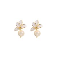 1 Pair Simple Style Flower Inlay Freshwater Pearl Sterling Silver Zircon Ear Studs main image 2