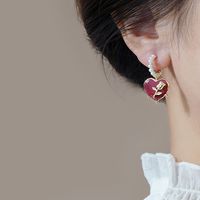 Bijoux En Gros Rétro Fleur Perle Artificielle Alliage Boucles D'oreilles main image 5