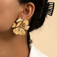 1 Pair Ig Style Simple Style Flower Plating Inlay Alloy Rhinestones 14k Gold Plated Ear Studs main image 1