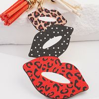 Simple Style Lips Tassel Metal Women's Bag Pendant Keychain main image 4