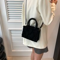 Women's Small Pu Leather Solid Color Basic Square Zipper Shoulder Bag Handbag Crossbody Bag main image 2