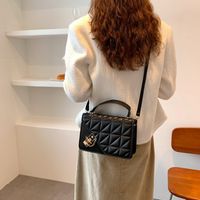 Women's Small Pu Leather Solid Color Basic Square Lock Clasp Handbag Crossbody Bag main image 4