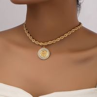 Retro Solid Color Alloy Plating 14k Gold Plated Women's Pendant Necklace sku image 1