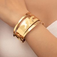 Simple Style Solid Color Alloy Ferroalloy Irregular Plating 14k Gold Plated Women's Bangle sku image 1