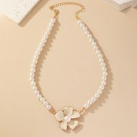 Simple Style Classic Style Flower Beaded Alloy Beaded Plating 14k Gold Plated Women's Pendant Necklace main image 10