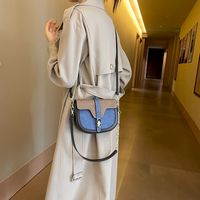 Women's All Seasons Pu Leather Solid Color Elegant Vacation Streetwear Sewing Thread Square Zipper Lock Clasp Shoulder Bag main image 5