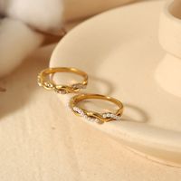 304 Stainless Steel 18K Gold Plated Simple Style Classic Style Plating Inlay Twist Pearl Zircon Rings main image 6