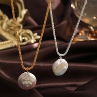 Retro Round Copper 18k Gold Plated Silver Plated Freshwater Pearl Pendant Necklace In Bulk main image 3