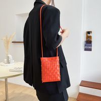 Unisex Pu Leather Solid Color Elegant Vintage Style Weave Square Magnetic Buckle Shoulder Bag main image 3