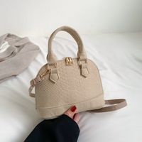 Women's Small All Seasons Felt Cloth Solid Color Streetwear Shell Zipper Shoulder Bag Handbag Dome Bag sku image 5