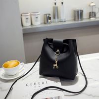 Women's Small Pu Leather Solid Color Elegant Classic Style Bucket Magnetic Buckle Flip Cover Shoulder Bag Crossbody Bag sku image 3