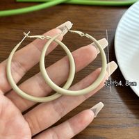 Simple Style Solid Color Metal Spray Paint Women's Earrings 1 Pair sku image 2