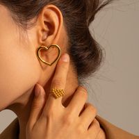 1 Pair Ig Style Simple Style Heart Shape Plating Hollow Out Stainless Steel 18k Gold Plated Ear Studs main image 2