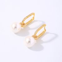 1 Pair Elegant Luxurious Shiny Lingge Plating Inlay Copper Artificial Pearls Earrings main image 2