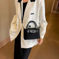 Women's All Seasons Pu Leather Solid Color Elegant Vacation Streetwear Sewing Thread Square Magnetic Buckle Handbag main image 5