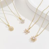 Sweet Snowflake Copper Plating Inlay Zircon Gold Plated Pendant Necklace main image 1