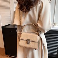 Women's Pu Leather Solid Color Elegant Vacation Streetwear Sewing Thread Square Lock Clasp Handbag main image 6