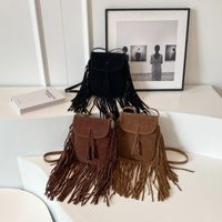 Women's Fabric Solid Color Vintage Style Tassel Square Magnetic Buckle Crossbody Bag main image 4