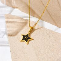 Titan Stahl 18 Karat Vergoldet Einfacher Stil Überzug Brief Stern Acryl Halskette Mit Anhänger sku image 1