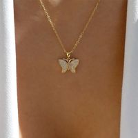 Dulce Animal Mariposa Aleación De Zinc Embutido Diamantes De Imitación Artificiales Mujeres Collar Colgante sku image 1