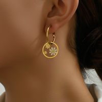 1 Pair IG Style Lady Commute Flower Plating 201 Stainless Steel 18K Gold Plated Drop Earrings main image 3