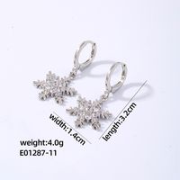 1 Paire Élégant Brillant Flocon De Neige Placage Incruster Le Cuivre Zircon Or Blanc Plaqué Plaqué Or Boucles D'oreilles sku image 4