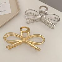 Women's Sweet Bow Knot Metal Plating Hair Claws main image 1