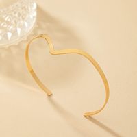 Simple Style Heart Shape Alloy Plating Women's Arm Bracelet main image 3