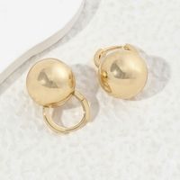 1 Paar Lässig Einfacher Stil Ball Polieren Kupfer K Vergoldet Reif Ohrringe main image 4