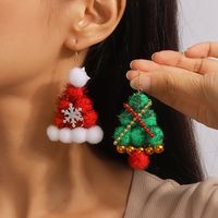 1 Pair Cute Santa Claus Zinc Alloy Drop Earrings main image 2