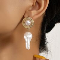 1 Pair French Style Pearl Asymmetrical Plating Alloy 14k Gold Plated Drop Earrings main image 1
