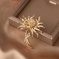 Modern Style Flower Alloy Ferroalloy Plating Women's Corsage Brooches main image 1