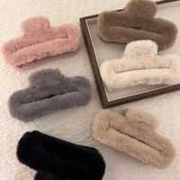 Vintage Style Solid Color Plush Hair Claws main image 1