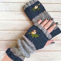 Women's Fashion Bird Knitted Fabric Gloves sku image 1