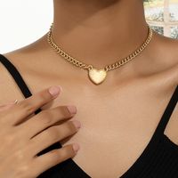 Retro Heart Shape Alloy Plating Gold Plated Women's Pendant Necklace main image 3