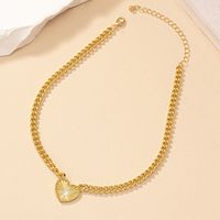 Retro Heart Shape Alloy Plating Gold Plated Women's Pendant Necklace main image 4