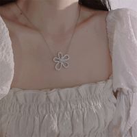 Vintage-stil Blume Kupfer Überzug Inlay Zirkon Halskette Mit Anhänger main image 3