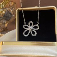 Vintage Style Flower Copper Plating Inlay Zircon Pendant Necklace main image 11