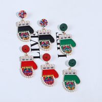1 Pair Vintage Style Gloves Plating Alloy Gold Plated Drop Earrings main image 1