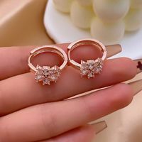 1 Pair Ig Style Lady Simple Style Round Water Droplets Flower Plating Inlay Copper Zircon Rose Gold Plated White Gold Plated Gold Plated Earrings main image 7